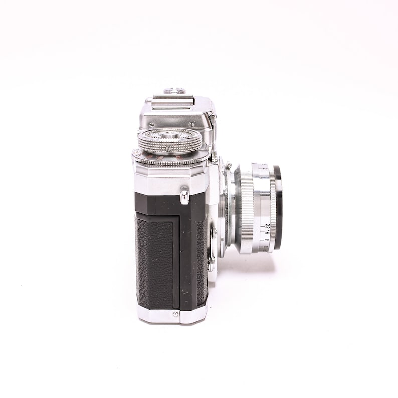 Zeiss Contax IIIa Color Dial Camera with 50mm F2 Sonnar Lens, An Exceptionally Fine 35mm Rangefinder image 3