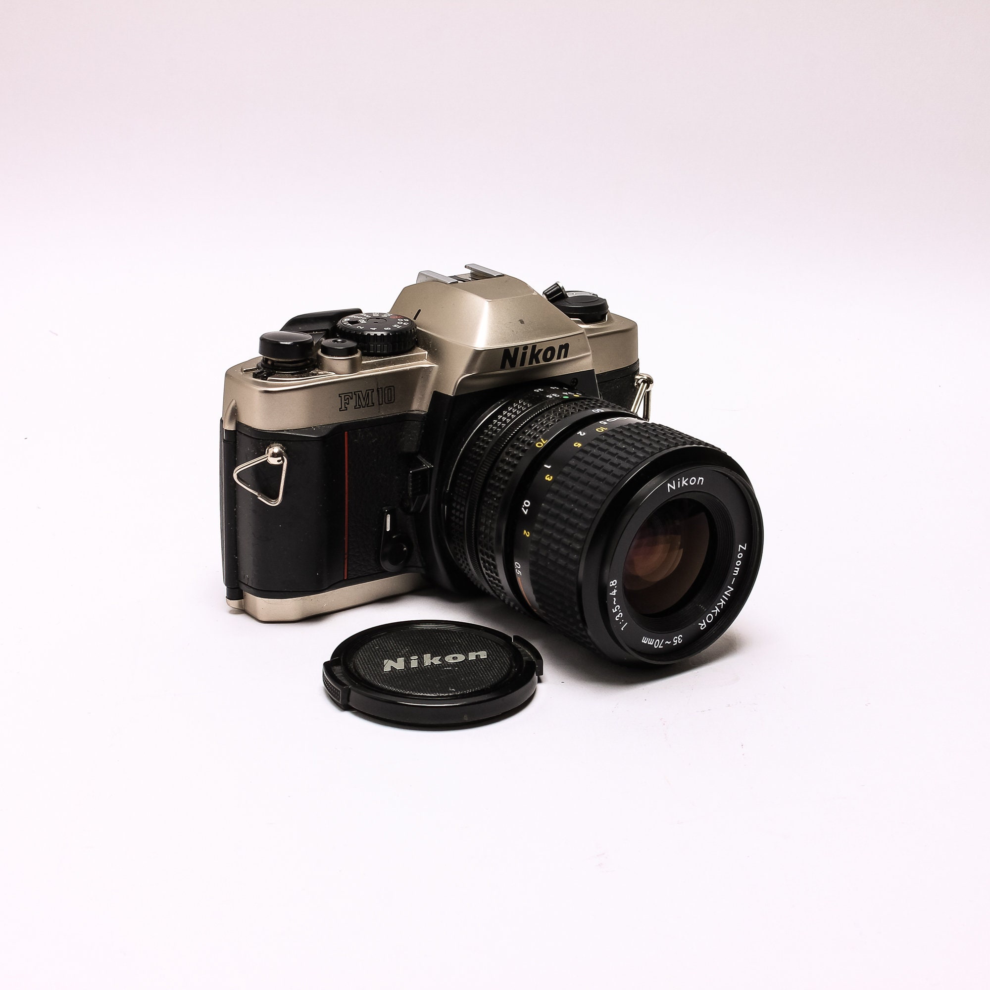 Nikon FM10 Camera With 35-70mm F3.5-4.8 Zoom Lens - Etsy