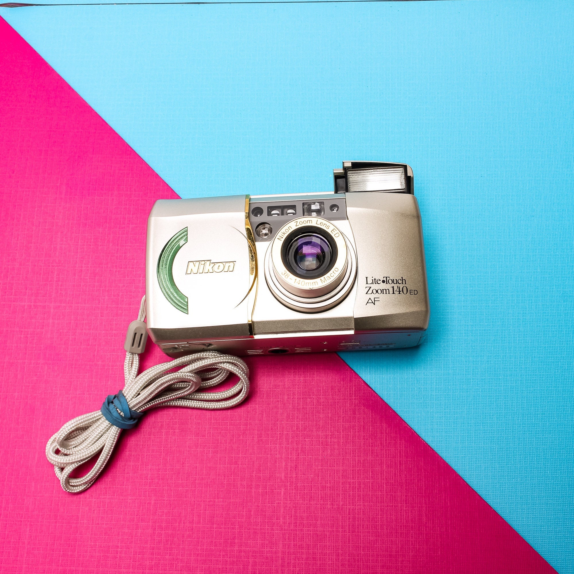 【美品】ニコン Lite Touch Zoom 140 コンパクトフィルムカメラ NIkon Lite Touch Zoom 140 Nikon Lite Touch Zoom 140 ED AF Quartz