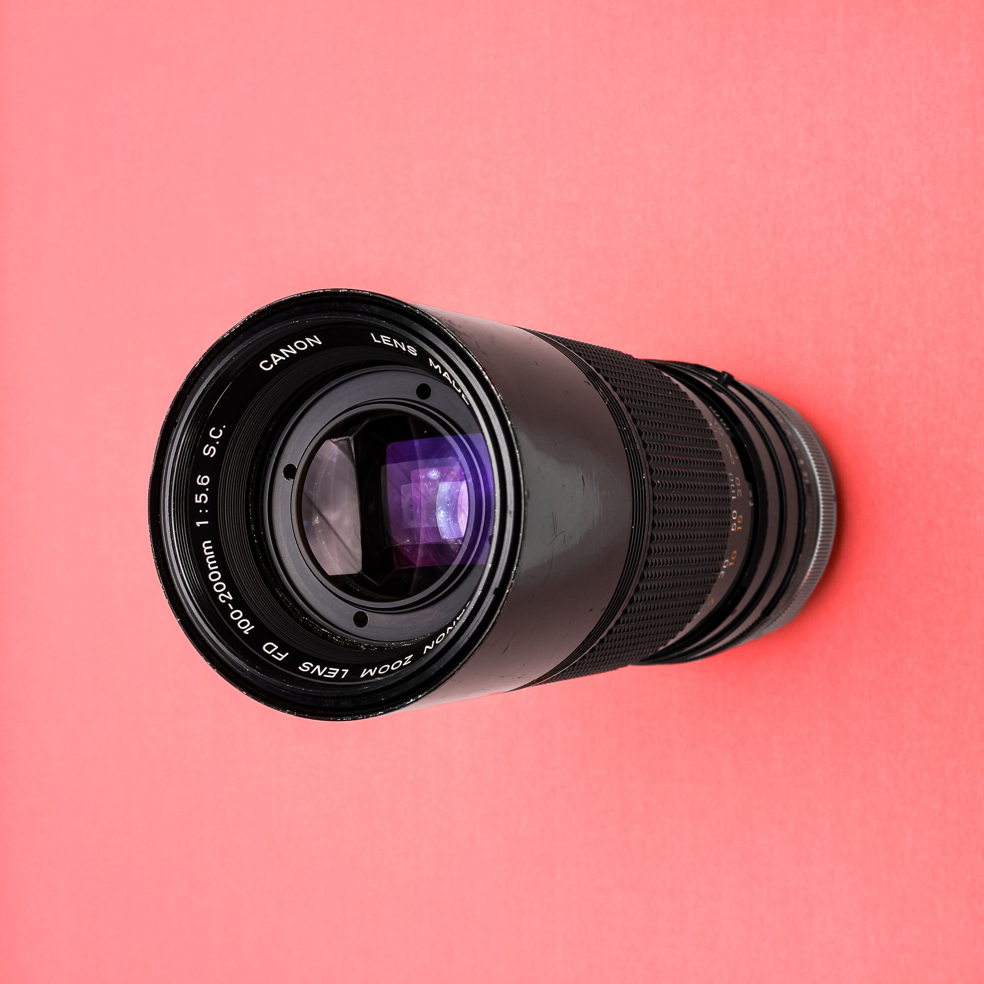 Canon キヤノン FD 100-200mm F/5.6 ズームレンズ Canon FD 100-200mm f5.6 Manual Focus Telephoto Zoom Lens w/ Case [EXC]