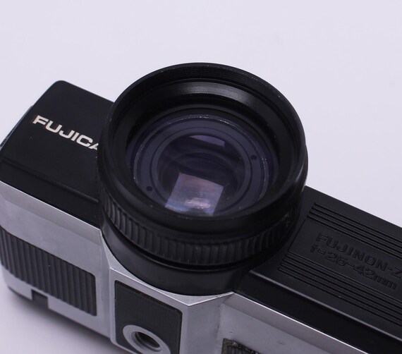 Pocket Fujica 350 Zoom 110 W/Blitz Funky Coolness, Zitiert Eastman