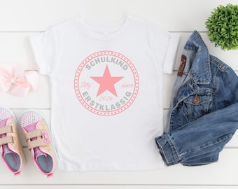 Schulkind T-Shirt 2026 mit Namen