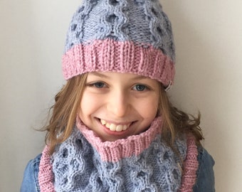 Set cap scarf Pink blue braid pattern