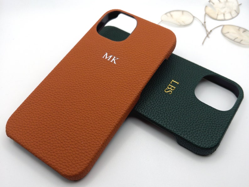 Personalisierte Leder iPhone Hülle, Benutzerdefinierte Monogramm Initiale iPhone 15, 14, 13,12,11,Xr, X,8,7, Mini, Pro, Max Personalisierte Leder Geschenkidee Bild 8