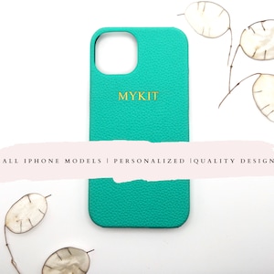 Personalisierte türkisfarbene Monogramm Handyhülle - Cover mit individueller Prägung für iPhone 16, 15, 14, 13, 12, 11, Xr, X, 8, 7, Mini, Pro, Max