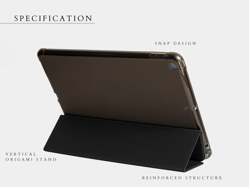 Stilvolle und personalisierte iPad Hülle aus veganem Leder, eingebauter Ständer, Stifthalter, ein perfektes Geschenk Bild 4