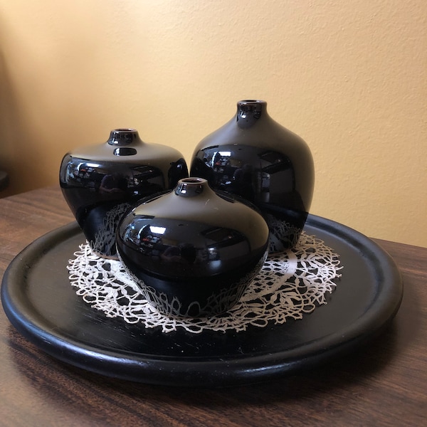 Vintage black glazed ceramic bud vases Laslo for Mikasa, flower vases, black round wooden tray, serving tray, wood decor