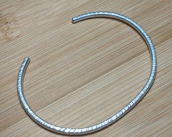silver cuff bracelet textured sterling handmade hallmarked 925
