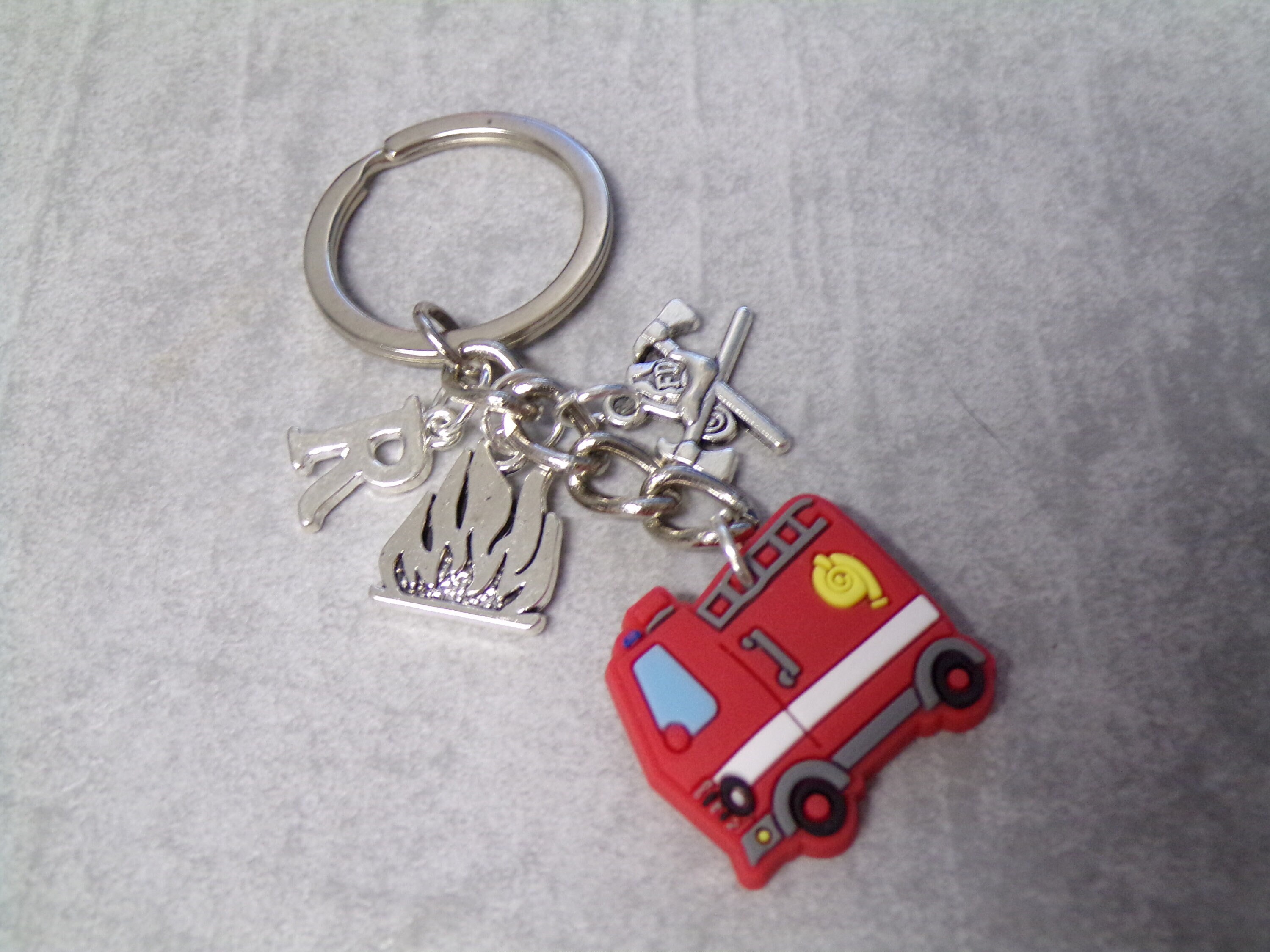 Schlüsselanhänger Schlauch Rot Feuerwehrgeschenk Accessoires