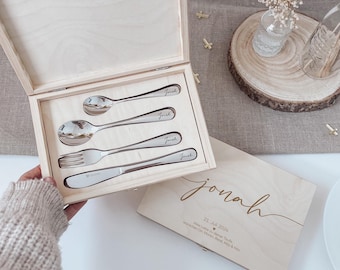 Sztućce dziecięce z grawerem, chrzest, spersonalizowane sztućce dziecięce, zastawa stołowa dla dzieci, zestaw sztućców dla dzieci, prezent na narodziny, sztućce piknikowe, pudełko drewniane