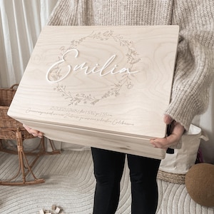 Caja de recuerdos personalizada con nombre 3D acrílico - caja de madera con grabado - regalo para nacimiento, bautizo o boda, caja de recuerdos bebé