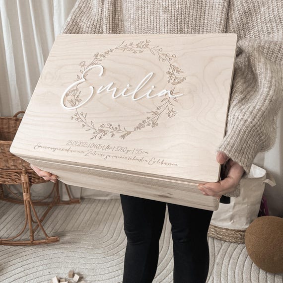 Boîte à souvenirs personnalisée avec nom en acrylique 3D – boîte en bois avec gravure – cadeau de naissance, baptême ou mariage, boîte à souvenirs