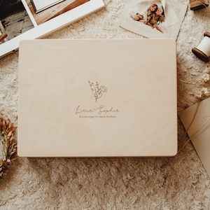 Caja de recuerdos personalizada como regalo de nacimiento o bautizo, caja de recuerdos de alta calidad como regalo de bodas, caja de madera flores silvestres