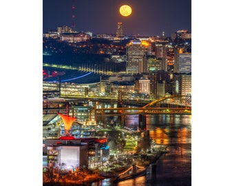 Pittsburgh Photo - The Full Moon Over Pittsburgh's North Shore