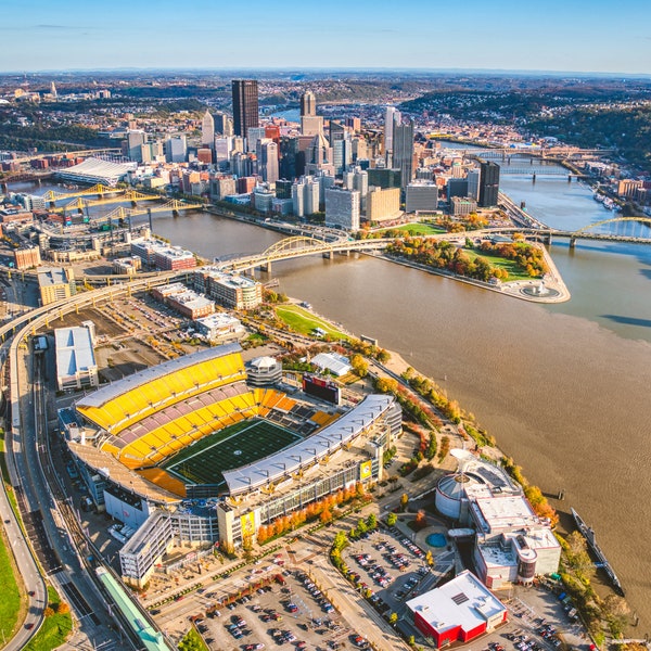 Pittsburgh Skyline and Heinz Field (Acrisure Stadium) Photo Print