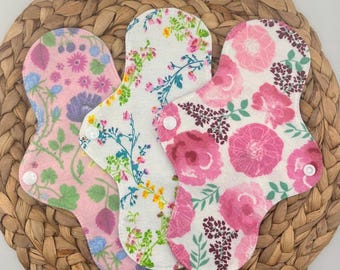 Protectores diarios de tela con alas y broches / Suaves y transpirables / Protectores diarios de franela 100% algodón / Compresa de uso diario / Flujo ligero / PUL opcional