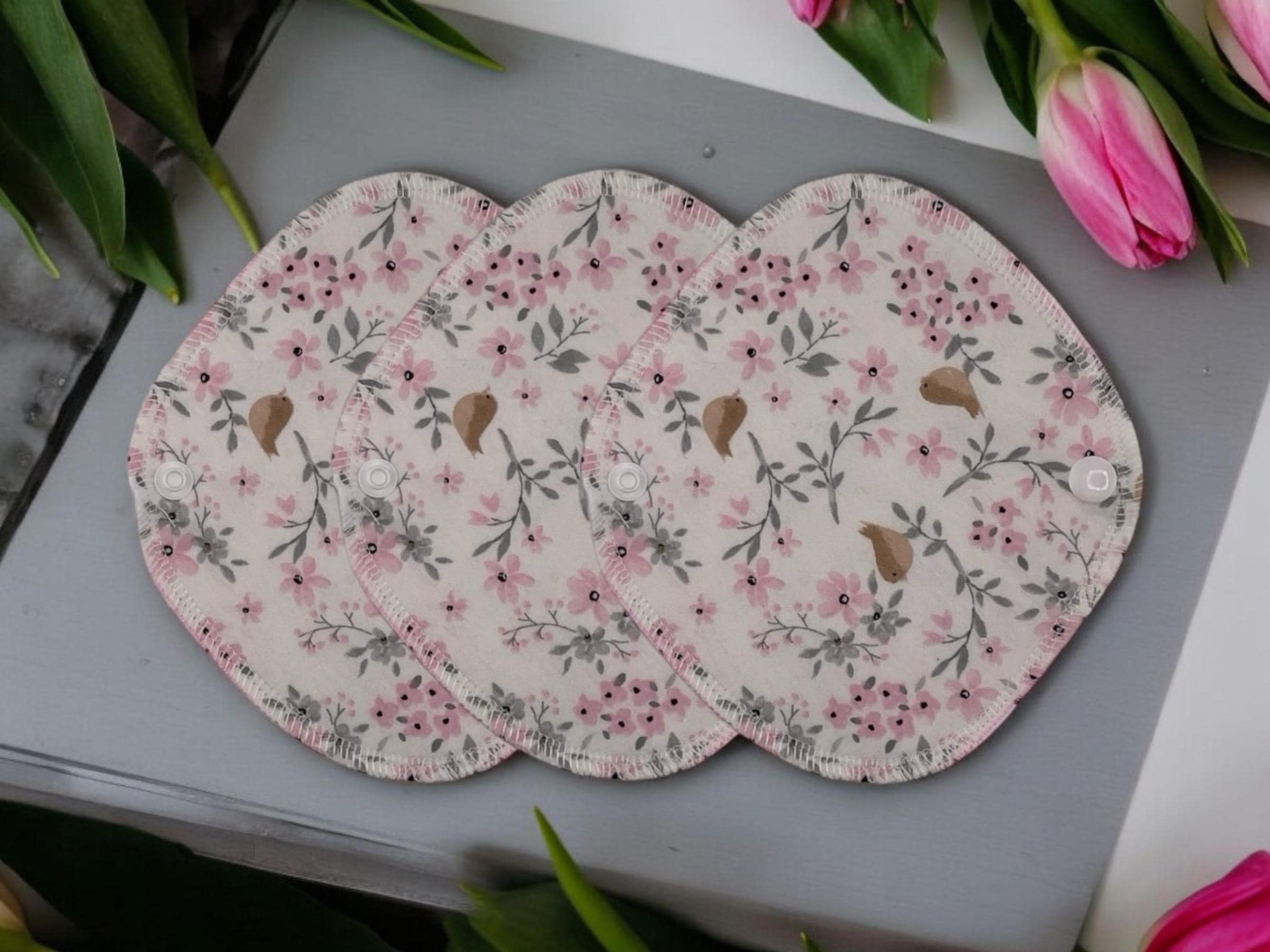 Cloth Panty Liners with Wings & Snaps | Soft and Breathable | 100% Cotton Flannel Pantyliners | Every Day Pad | Light Flow | Optional PUL