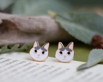 Chonky Cat Gray Enamel Stud Earrings- brass- 24K gold plated- steel stud- cat earrings- fun cat gift- cat head earrings- chubby cat