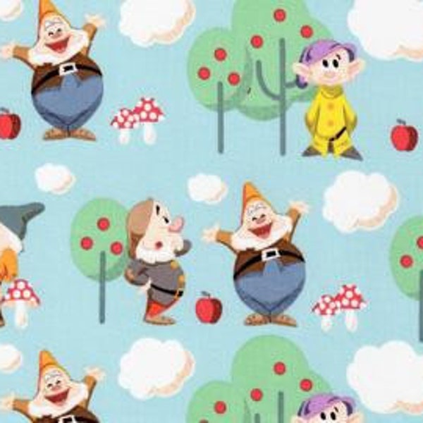 Disney Snow White and the Seven Dwarfs assorted fat quarters