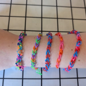 Rainbow loom customizable bracelets