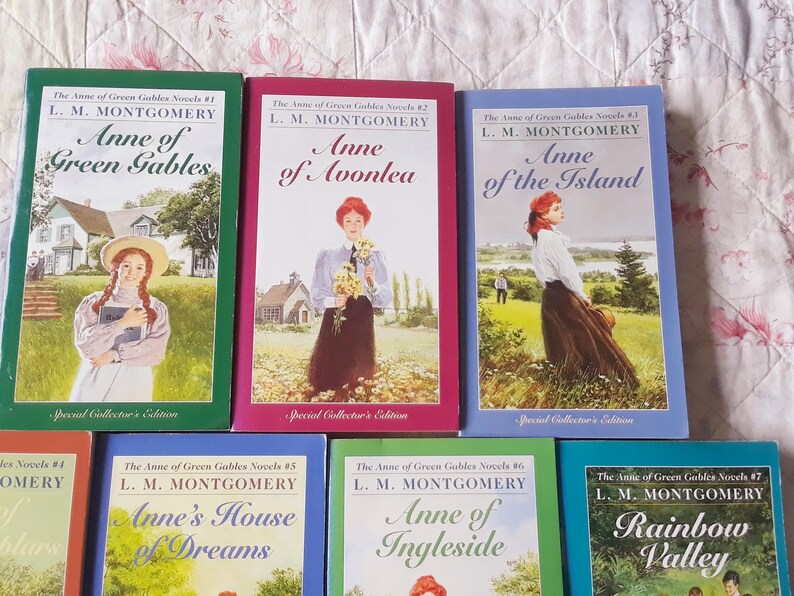 Anne of Green Gables Series Books 17 / L.M. Montgomery Etsy Canada