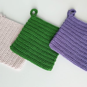 Crocheted potholders, handmade 1 pair of potholders, crocheted potholders, potholders green, potholders purple, potholders pink