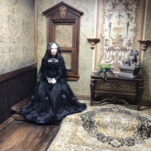 1:12 Cómo vestir fácilmente una muñeca en miniatura SARAH WINCHESTER ~ Tutorial de Dana Burton - Miniature Art Dolls