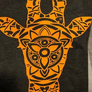 Giraffe silouette t shirt