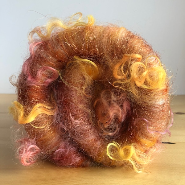 Autumn Curls- 2.6oz Peach, Orange, Rust, Copper & white Art Batt for Spinning, Felting, Art Yarn, Crafting, Yarn, Fiber Arts