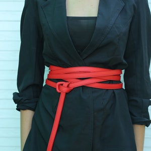 Monroe Feels Statement Belt | Red Tan Vintage Obi Belt | Waist Cincher | Kardashian Style | Red Tan Leather Wrap Belt | Wrap Round long Belt