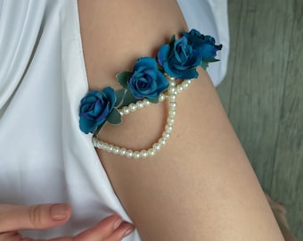 The "Camille" | Custom Bridal Garter | Vintage wedding garter | Unique Something Blue | Keep Garter | Pearl String Ombre Blue Rose Garter