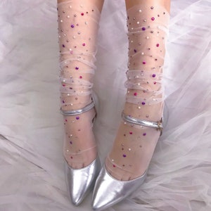 Rosenholz Tüll Socken | Weiße Verzierte Tüllsocken | Transparente Netzsocken | Brautsocken | Fancy Socken | Feldblumen Tüll Socke | Rosa Socken
