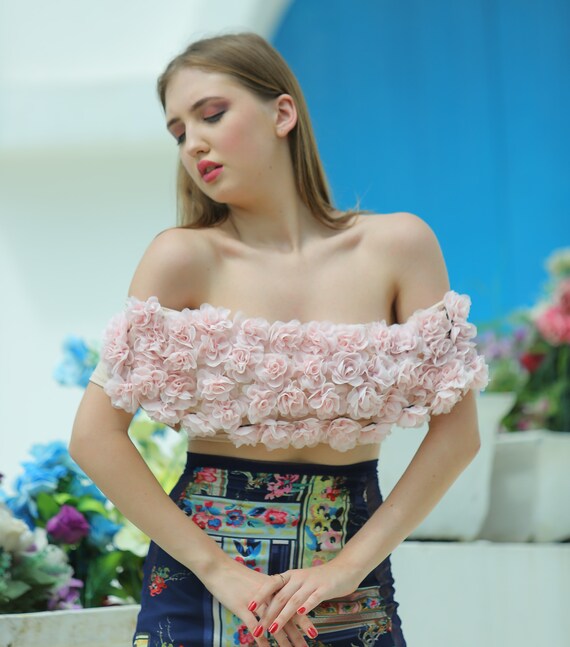 トップス UND 3D FLOWER SKIN TOP Amazon.com: Women 3D Flower Decor Crop Top Spaghetti Strap