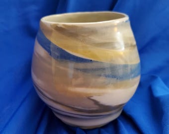 Agateware Swirl vase