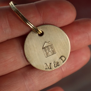 Personalised House Tag, Personalized Keyring, Home Brass Monogram Disc Initial Tag, New Home Initial Keychain, Stocking Filler, Family Keys