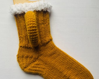 Perfect gift! Handknit beer mug glass socks made out of wool! Warm and soft gift!