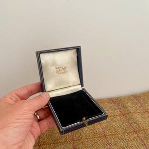 Vintage Jewellery Box. British Antique Jewelry Box. Old Jewelry Case. Burlington Arcade Jewellers Box