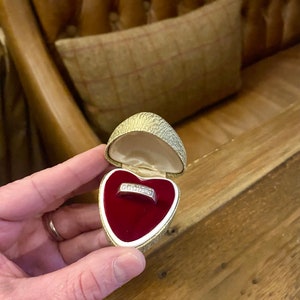 Retro Engagement ring Box. Vintage Jewellery Box. Vintage Heart Shaped Jewelry Box. Proposal Ring Box