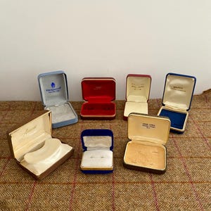 Collection of Vintage Jewellery Boxes & Ring Box. Retro Jewelry Boxes. Price is for all 7 boxes