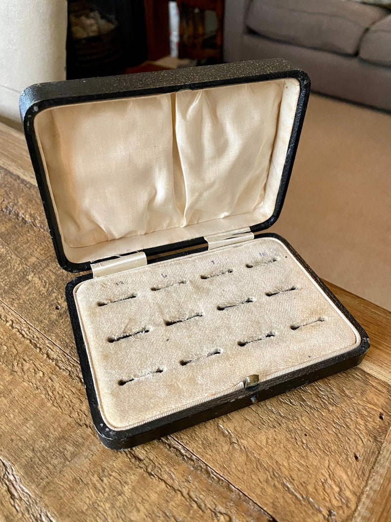 antique multi ring box