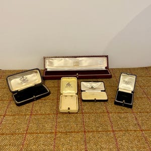 Collection of Vintage Jewelry Boxes. Antique Jewellery Boxes. The Price is for all five Jewelery Boxes