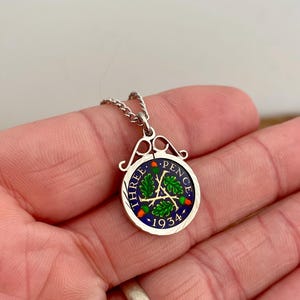 Beautiful Handmade Enamelled Coin Pendant Necklace. 1934 Silver Threepence coin jewelry, Vintage Jewellery