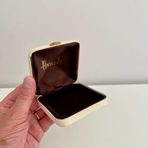英国　ハロッズ　ジュエリーケース　アンティーク 英国 ハロッズ ジュエリーケース アンティーク Amazon.co.jp