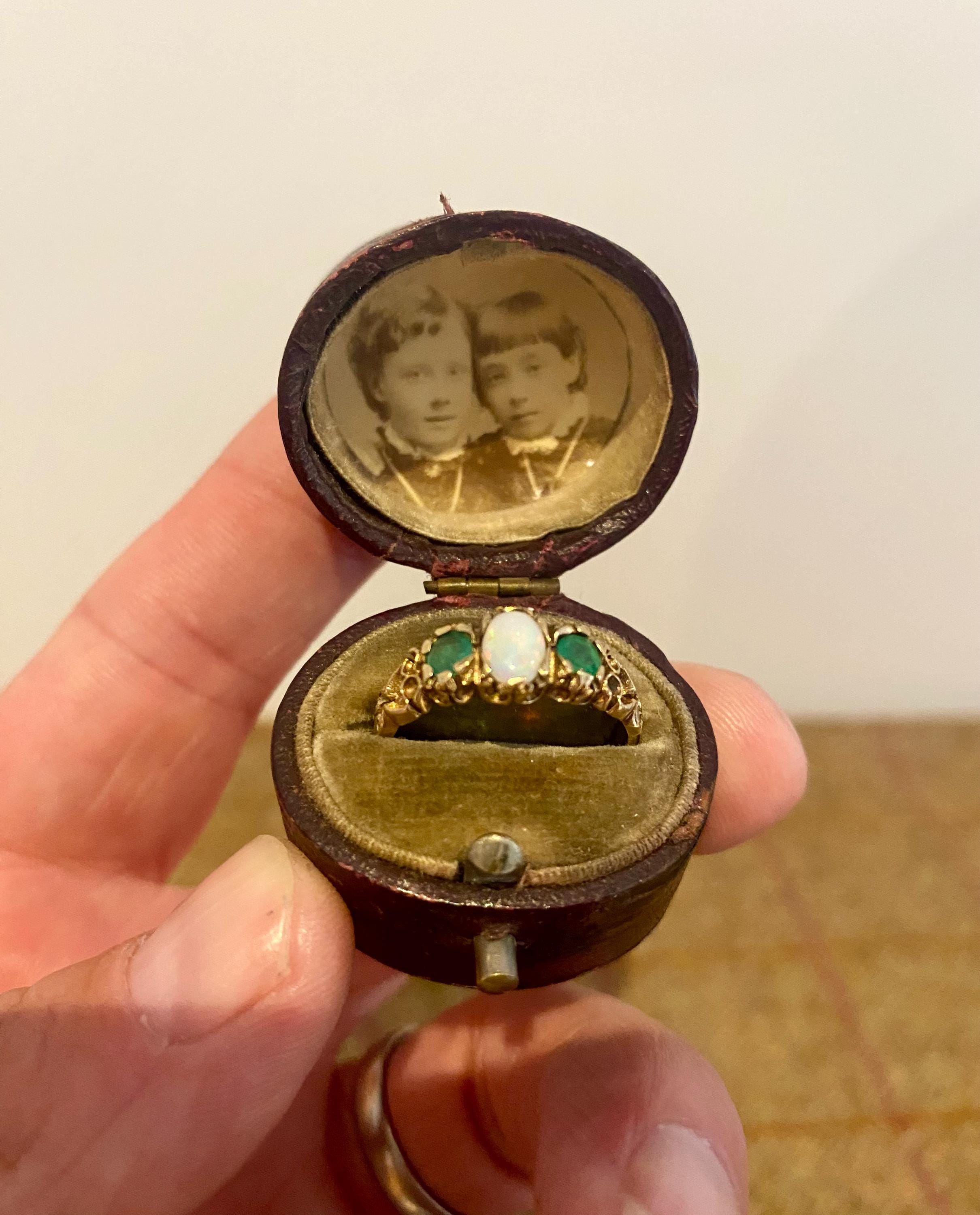 Victorian Leather Ring Box - Etsy