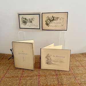 Cuatro tarjetas funerarias antiguas In Memoriam. Tarjetas de recuerdo para anunciar la muerte de familiares. Tarjetas de duelo