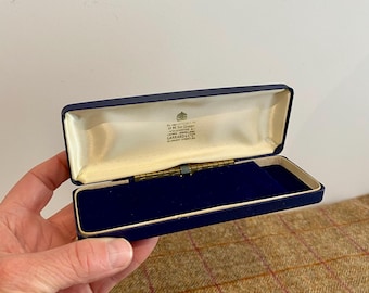 Vintage Jewelry Box for Watch. Vintage Jewellery Box. Wristwatch Case. Garrard & Co Jewellers by Appointment to Her Majesty The Queen