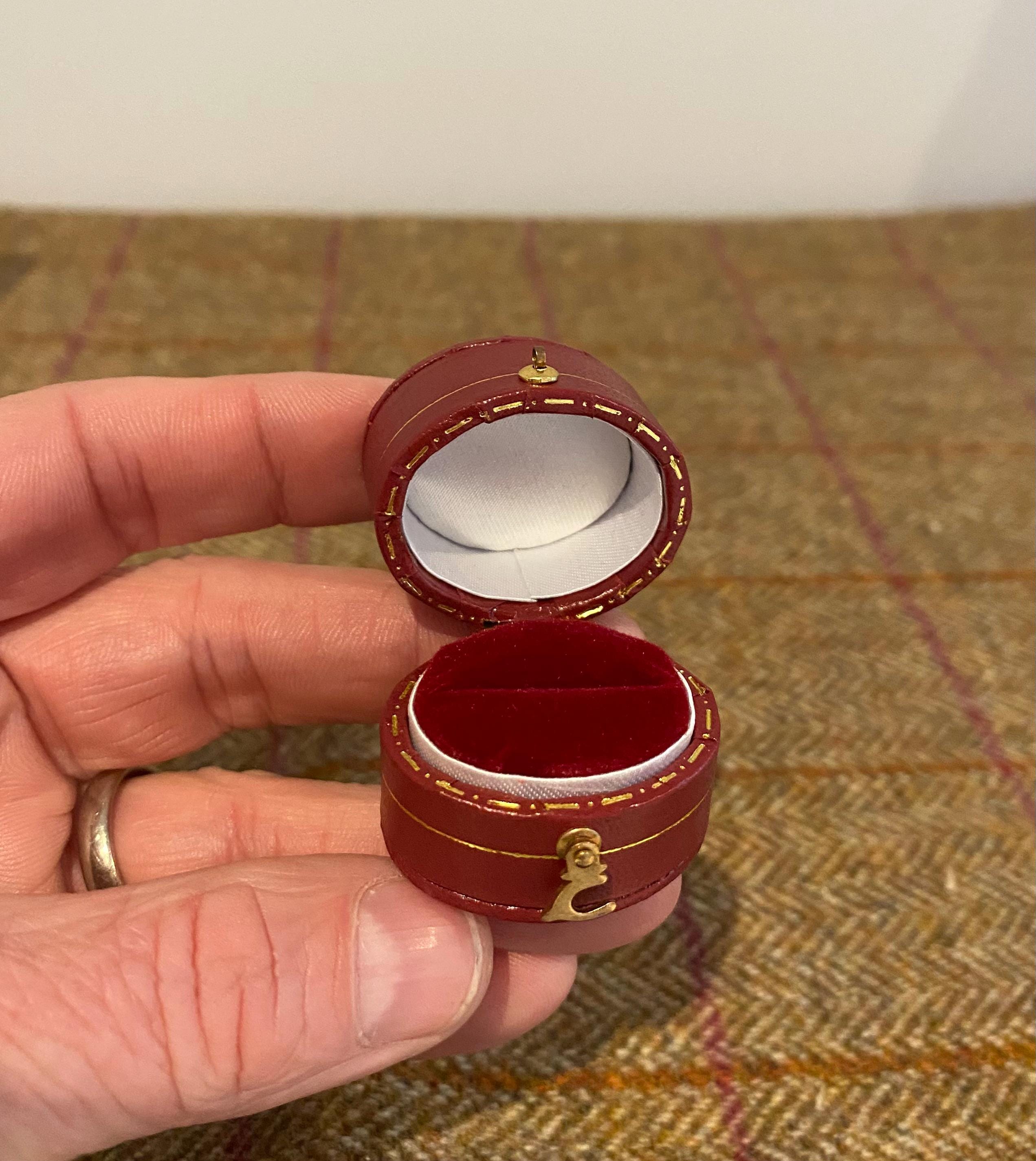 アンティークリングケース／ヴィクトリアン/VINTAGE RING BOX Amazon.com: TAIMY Vintage Ring Box Classical Victorian Style Decor