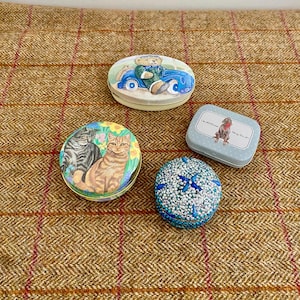 Four Small Vintage Trinket Boxes. Vintage Jewellery Boxes. Vintage Jewelry Boxes