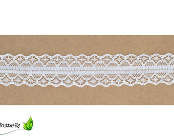 Lace ribbon 30 mm with scalloped edge on both sides 10 m white