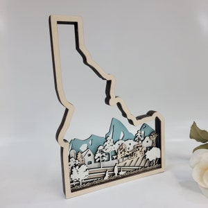 Idaho Customized State Sign (Idaho State, with Idaho Farmer, Laser cut and fully assembled